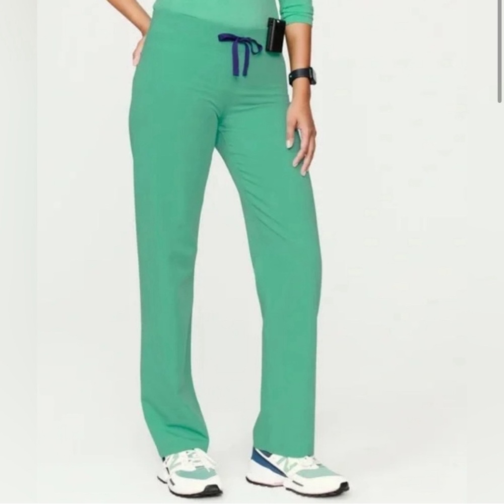 FIGS Livingston Pants. Surgical Green